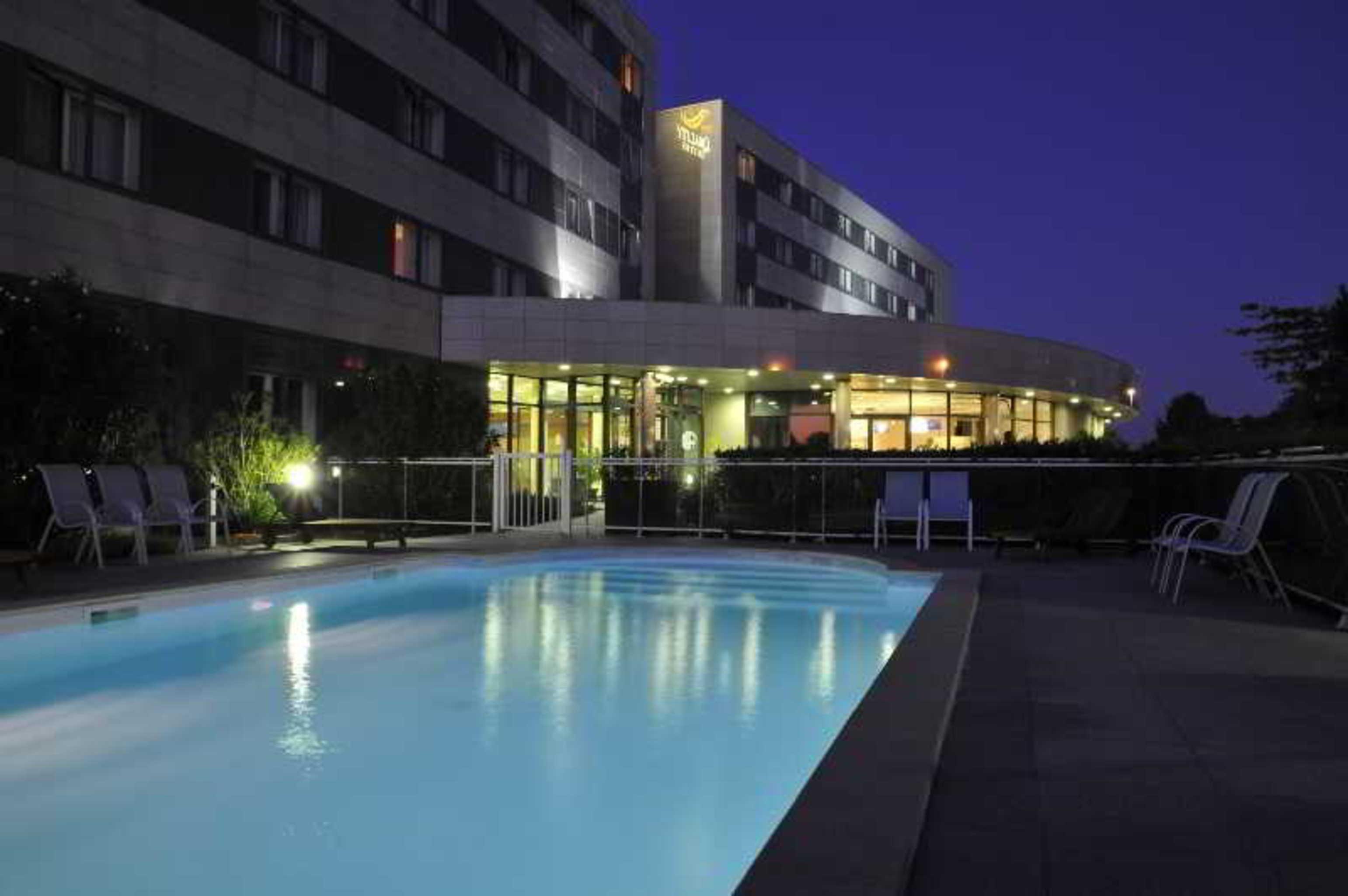 Le M & Spa Bordeaux Aeroport By Hotels & Preference Mérignac Exteriör bild